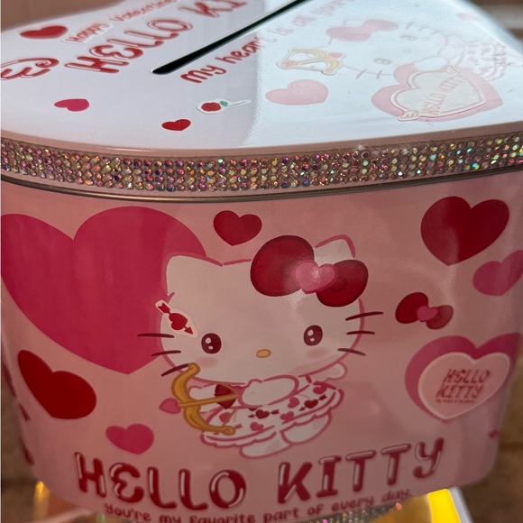 Hello Kitty Valentine Heart-Shaped Tin Box! Trimmed with beautiful rhinestones! - Picture 8 of 9